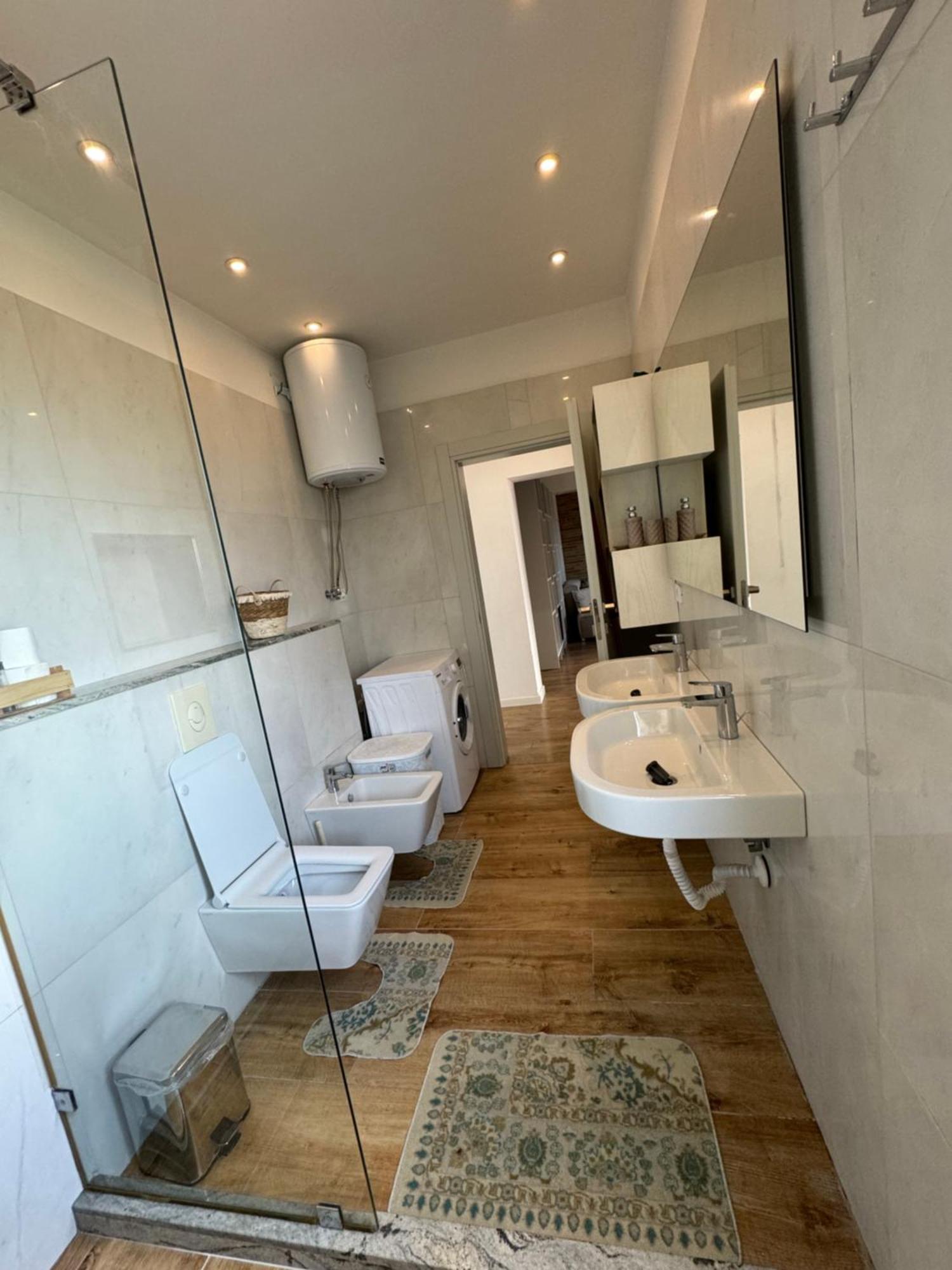 Kreilux Valona Daire Avlonya Dış mekan fotoğraf