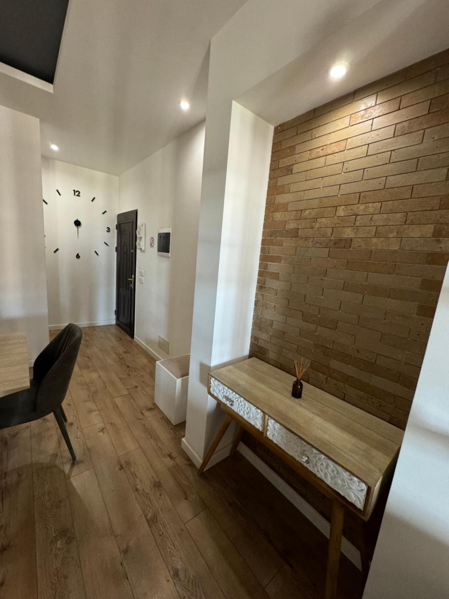 Kreilux Valona Daire Avlonya Dış mekan fotoğraf