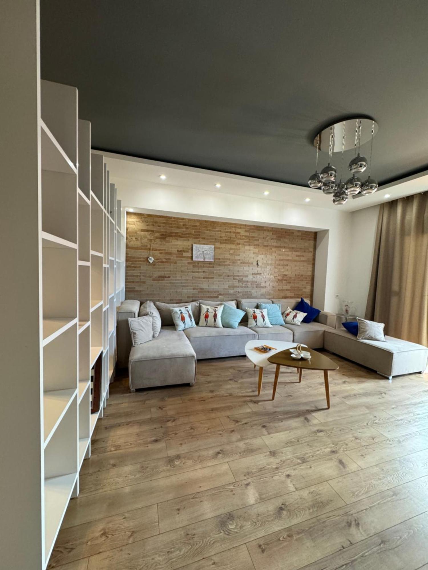 Kreilux Valona Daire Avlonya Dış mekan fotoğraf