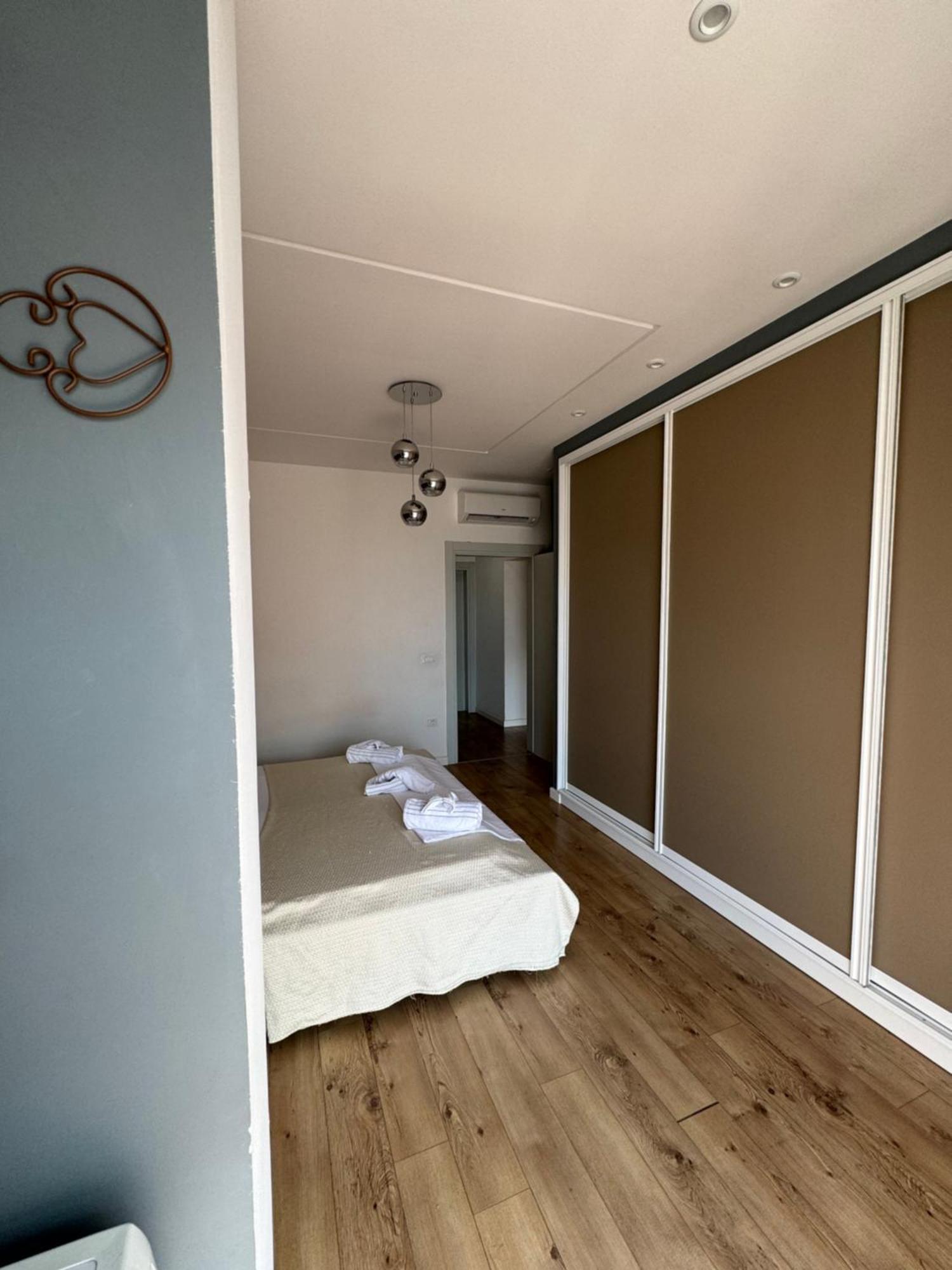 Kreilux Valona Daire Avlonya Dış mekan fotoğraf